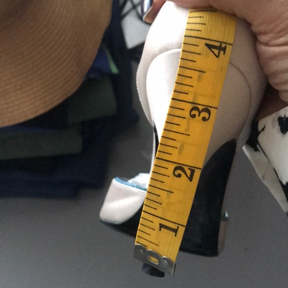 Charles David, pearl & blue color ladies shoes - Picture 8 of 8